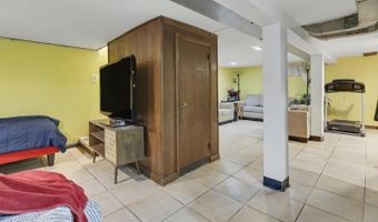 55 Stillman Ave, Bergenfield, NJ 07621