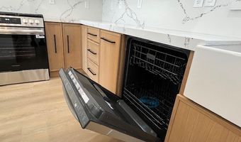 13068 Mineola St, Arleta, CA 91331