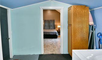 185 Maple Ave, Andover, OH 44003