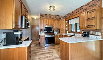 121 N Main St, Attica, OH 44807