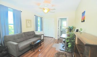 124 Palm St, Bangor, ME 04401