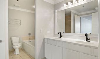 77 S Evergreen Ave 206, Arlington Heights, IL 60005