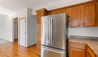 3022 Beckley St, Ames, IA 50010