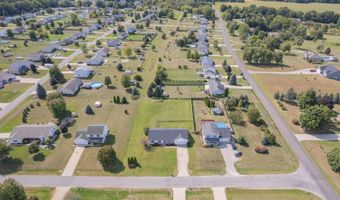 4705 Robin Hood Trl, Adrian, MI 49221