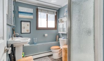 58 Towne Dr, Berlin, CT 06037