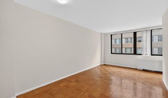 2030 F St NW #411, Washington, DC 20006