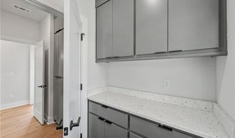 6 Francis Dr, Bella Vista, AR 72715