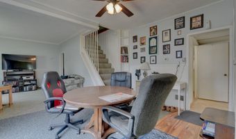 909 A Ave, Armstrong, IA 50514