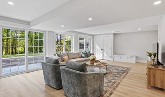 23 Harvard Rd, Bolton, MA 01740