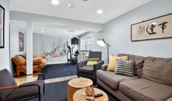 1252 CREEK Dr, Annapolis, MD 21403