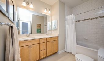 7505 MARBURY Rd, Bethesda, MD 20817