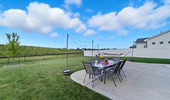 317 31st St SE, Altoona, IA 50009