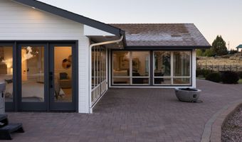 22321 McArdle Rd, Bend, OR 97702