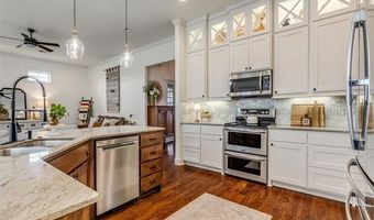 5603 Aspen Ave, Bartlesville, OK 74006