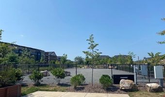 43400 APPLE ORCHARD Sq, Ashburn, VA 20148