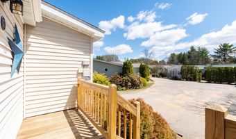 37 Magnolia Ln, Belmont, NH 03220