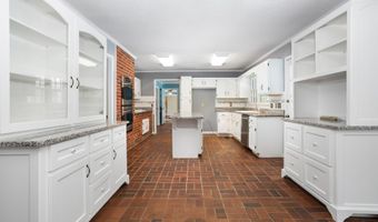 2327 RIDGEVIEW Rd, Anniston, AL 36207