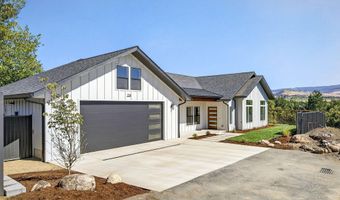 224 Alicia St, Ashland, OR 97520