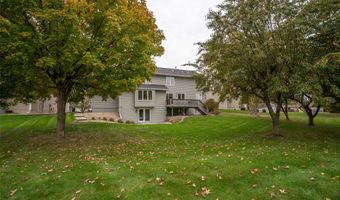 1110 Sandalwood Ct SW, Altoona, IA 50009