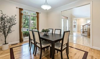 1544 Newport Creek Dr, Ann Arbor, MI 48103
