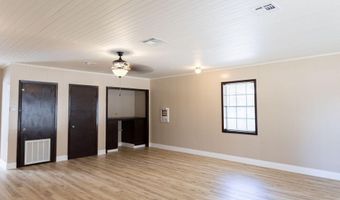 1058 S Berwick Ave, Basile, LA 70515