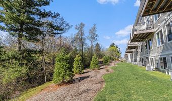 2759 Bristol Ridge Dr, Ann Arbor, MI 48105