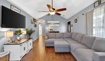 531 Plantation Creek Dr, Boiling Springs, SC 29316