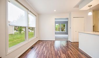 2240 Steeplechase Dr, Ann Arbor, MI 48103