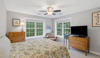80 Conley Ave 6, Cranston, RI 02921