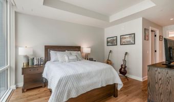 1781 N PIERCE St #303, Arlington, VA 22209