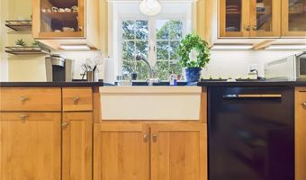 95 Mail Rd, Exeter, RI 02822