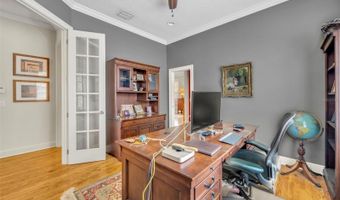 1031 GUERNSEY St, Orlando, FL 32804