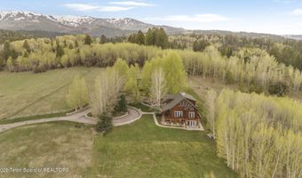 244 BLACK MOUNTAIN Ln, Alpine, WY 83128