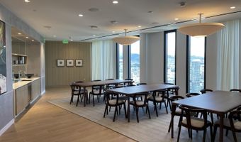 987 Queen St 2405, Honolulu, HI 96814