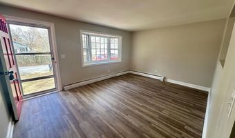 17 Meadow Ln, Allenstown, NH 03275