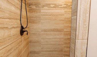 3712 Ederd Dr, Carlsbad, NM 88220