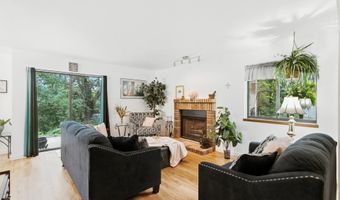 4465 Crescent Rd, Fitchburg, WI 53711