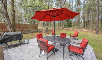 15 Wedgewood Dr, Concord, NH 03301