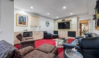 3031 Bayberry Rd, Ames, IA 50014