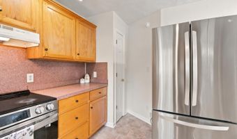787 Woodlawn Trl, Appomattox, VA 24522