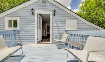 705 E Park Ave, Savannah, GA 31401