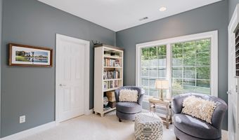2816 Remington Pt, Aurora, OH 44202