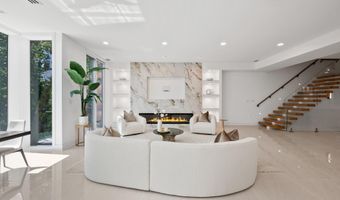 2321 N RICHMOND St, Arlington, VA 22207