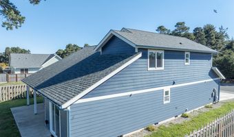 2679 FRANKLIN Ave SW, Bandon, OR 97411