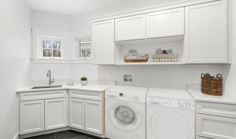7 Sundance Ln, Bow, NH 03304