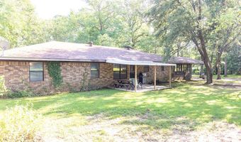 120 Peterson Dr, Benton, LA 71006