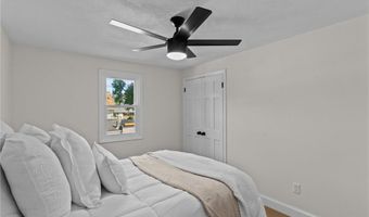 17 Auburn Ave, Johnston, RI 02919