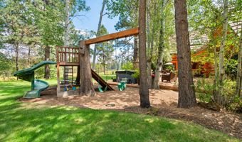 56648 Lunar Dr, Bend, OR 97707