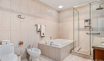 30 Dover St, Asheville, NC 28804
