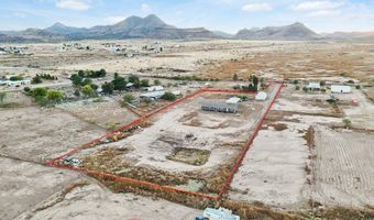 202 Tom Lackey Ln, Alpine, TX 79830